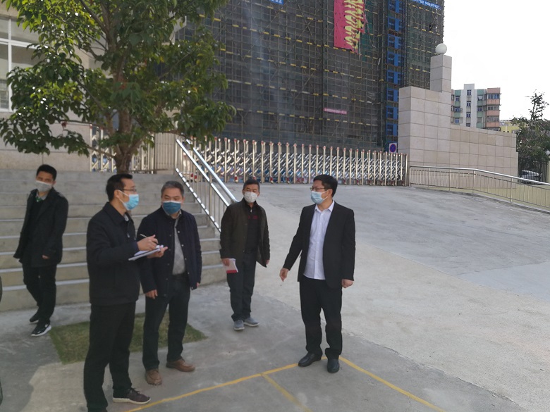 局主要领导到台山技工学校指导学校做好疫情防控工作.jpg