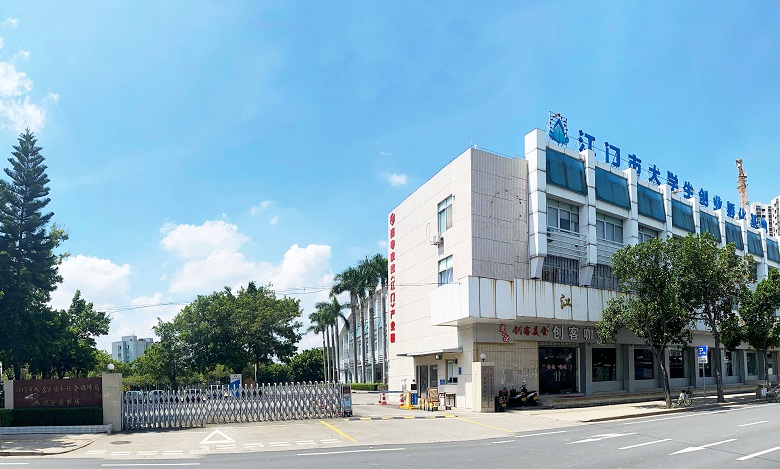 图1 基地外景.jpg