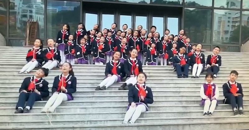 农林双朗小学学生在校园开展《文明在哪里》歌曲传唱活动_缩小大小.jpg