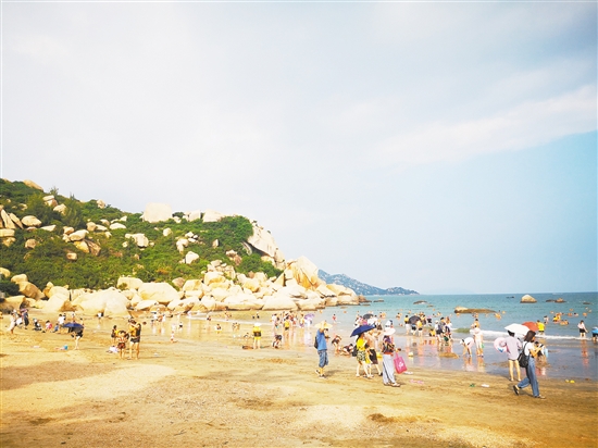 赏海景 品美食 观比赛 那琴半岛入选 广东"十大美丽沙滩"_旅游资讯