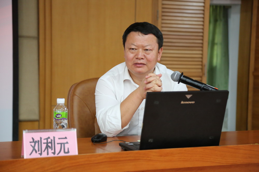 NI7A9886_缩小大小.JPG