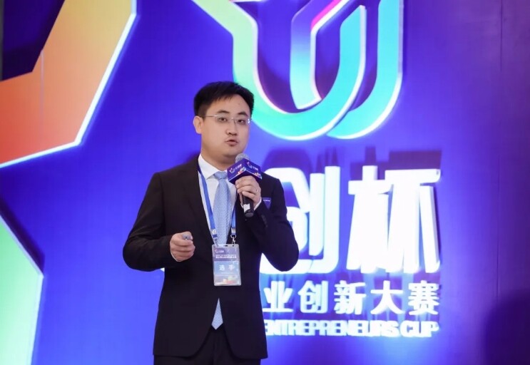 胡杨博士.jpg
