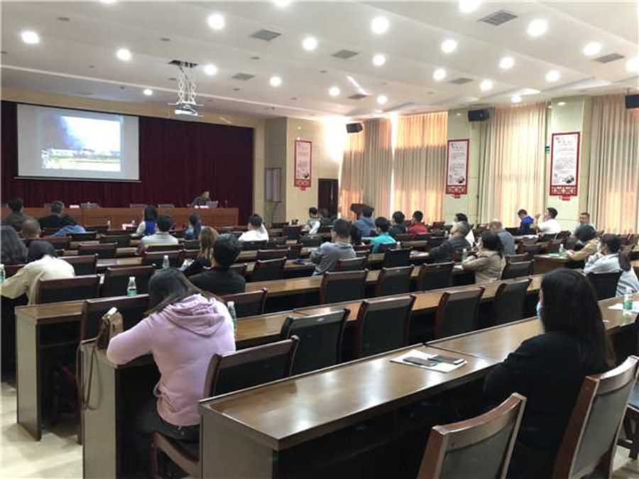 11.12 培训会2.jpg
