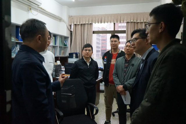 市委副书记陈志清到市发展改革局走访调研_工作动态_江门市发展和改革