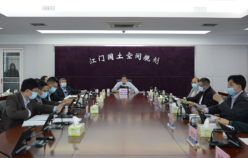 220129市城乡规划委员会召开详规专委和设计专委2022年第一次工作会议 (1).jpg