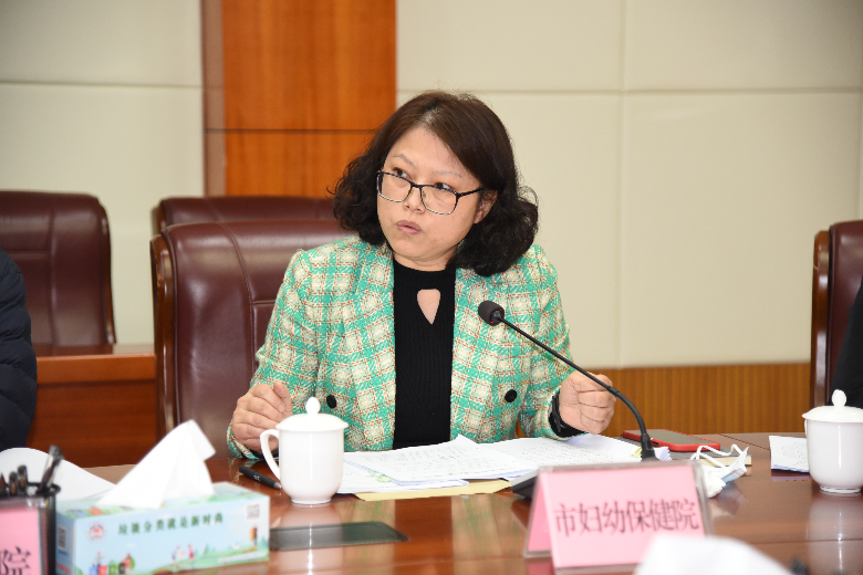 医疗机构代表进行发言交流.JPG