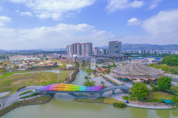 入选世界级最受欢迎建筑网站Arch Daily 2022年度建筑大奖——游客中心（彭伟宗摄）.jpg