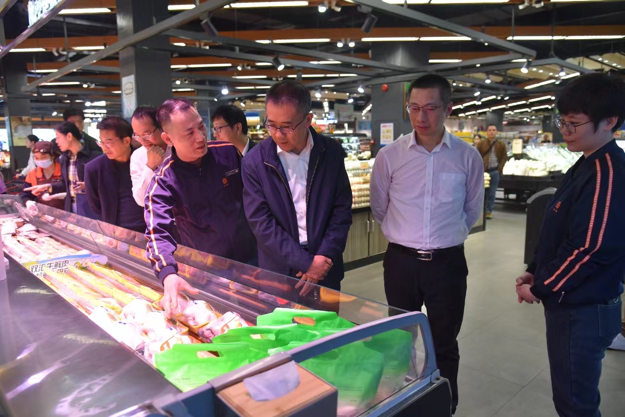 副市长曹阳带队开展节前食品安全及创建国家食品安全示范城市督导检查