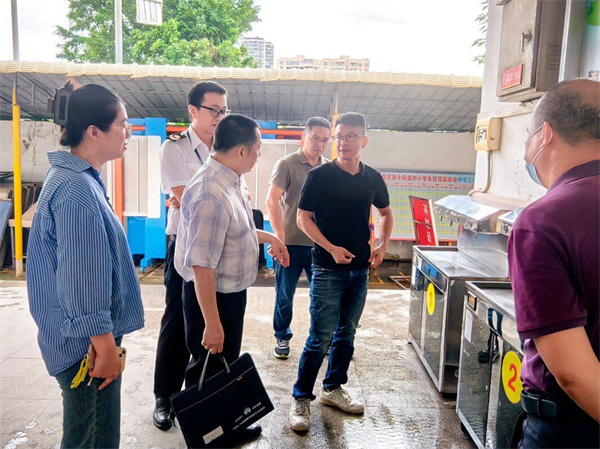 图3:考点饮用水监测督导检查.jpg