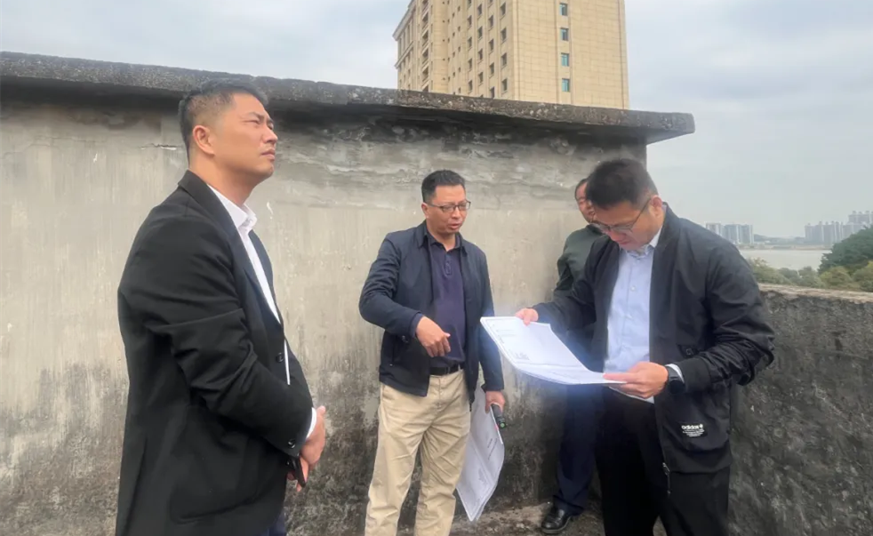 守牢“安全关” 过好“平安年”——市住房城乡建设局开展节前辖管公房安全生产检查、信息系统调研