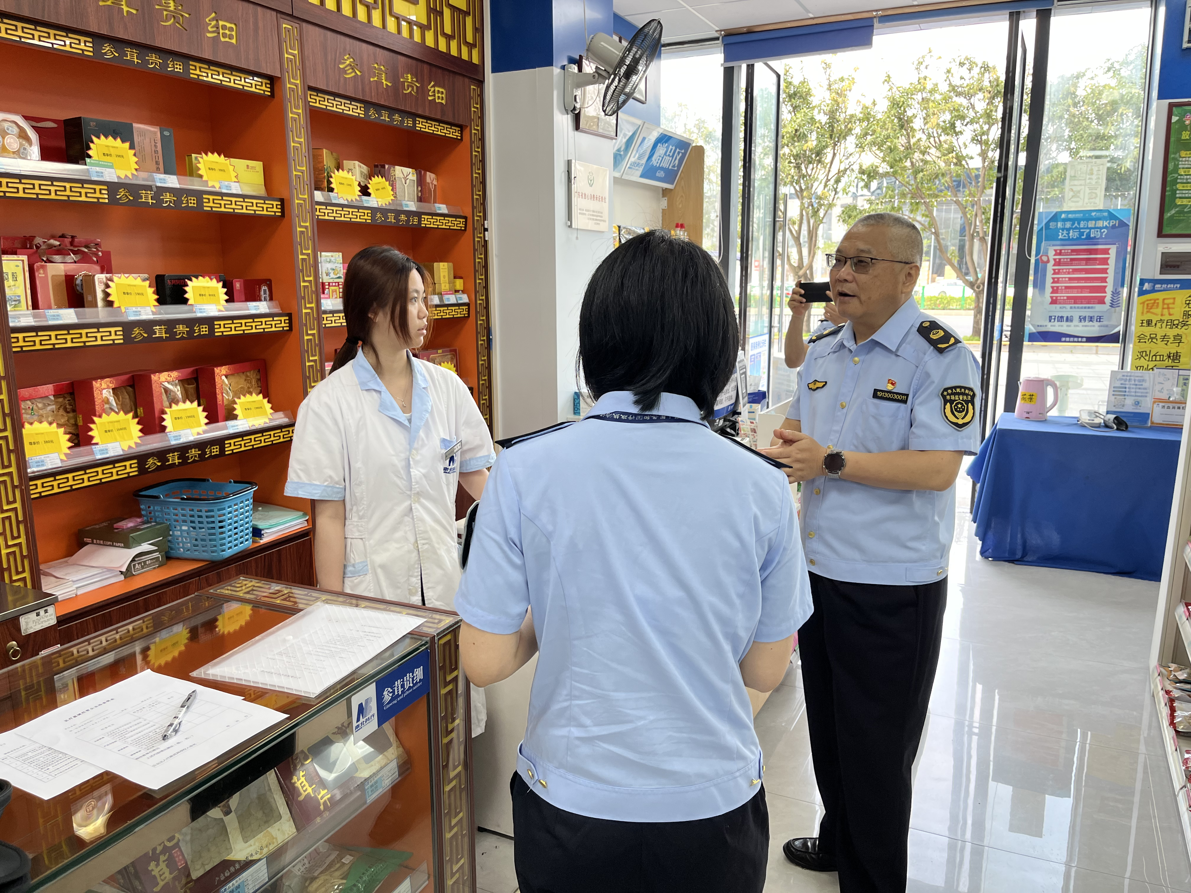 市市场监管局开展“五一”节前安全生产检查指导