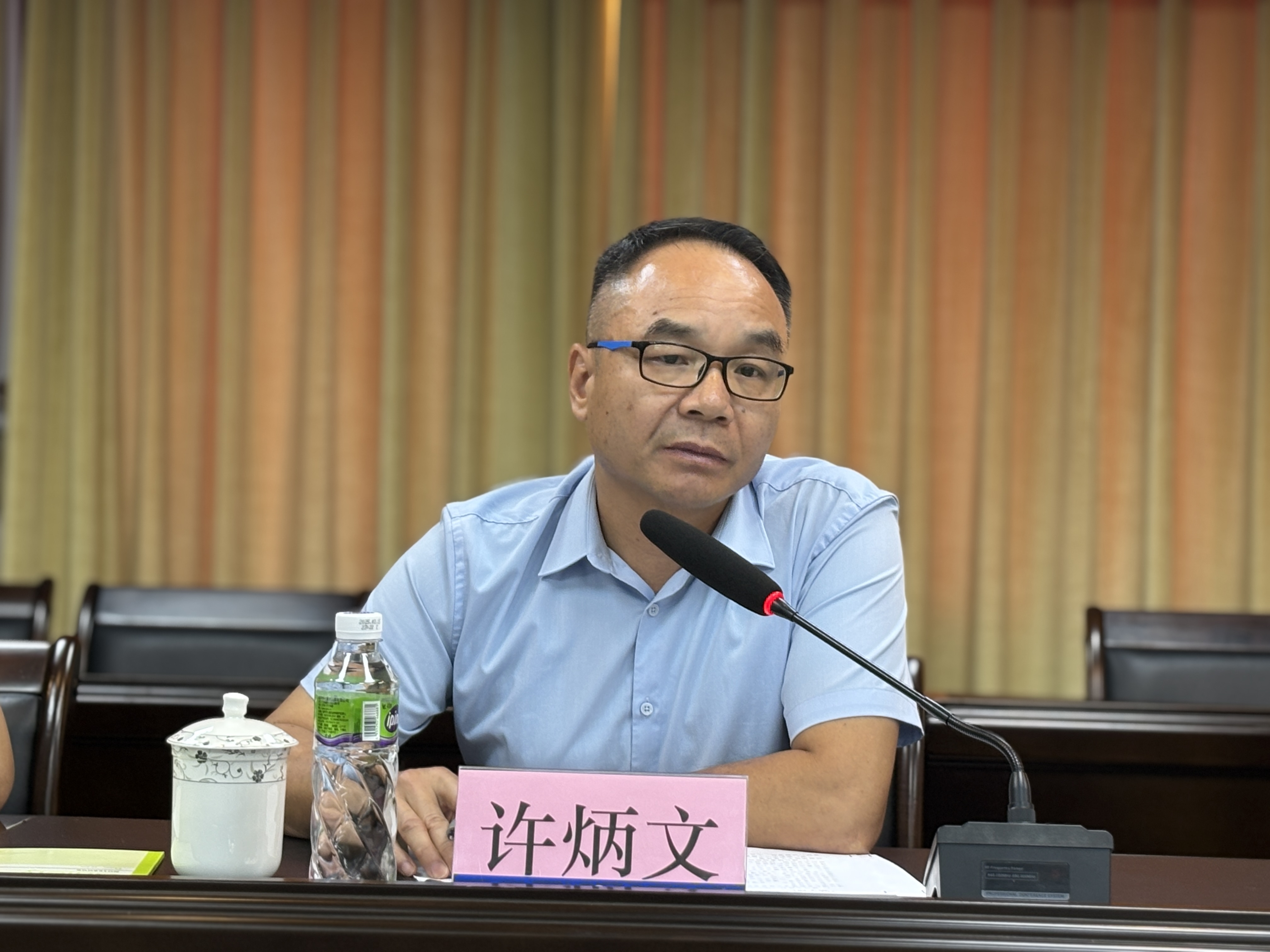 （图片4：许炳文同志讲话）.jpg