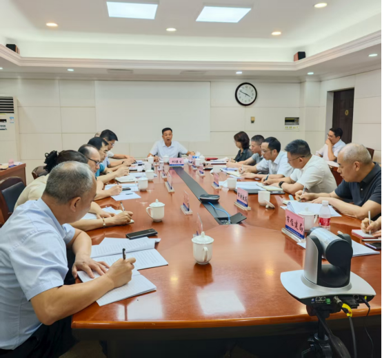 250718江门市“百县千镇万村高质量发展工程”指挥部全域土地综合整治专班召开2025年第二次全体会议.png