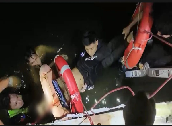 【阳光下的守护】酒后近水太危险！男子酒后落水，民警消防合力化险为夷