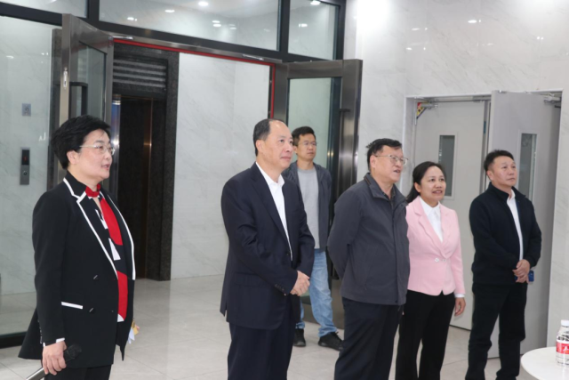 新华社调研组到访江门市公共法律服务中心