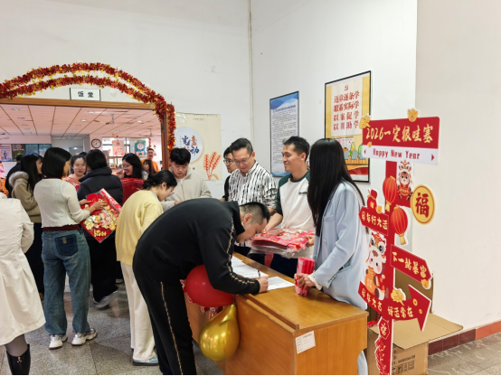 260224江门市自然资源局机关工会举办2026年新春年夜饭联欢活动 (1).png