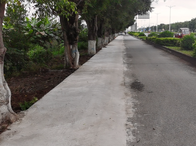 公路信息kp106-完成铺设水泥.jpg