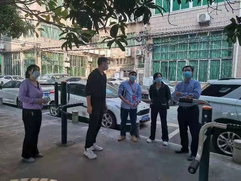 蓬江区人大常委会党组成员,副主任林晖,环市街道党工委书记李志华,区