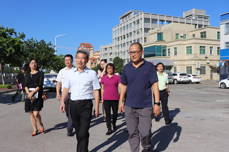 200616市政协副主席任安良带队深入联系镇街开展创文督导工作 (1).jpg