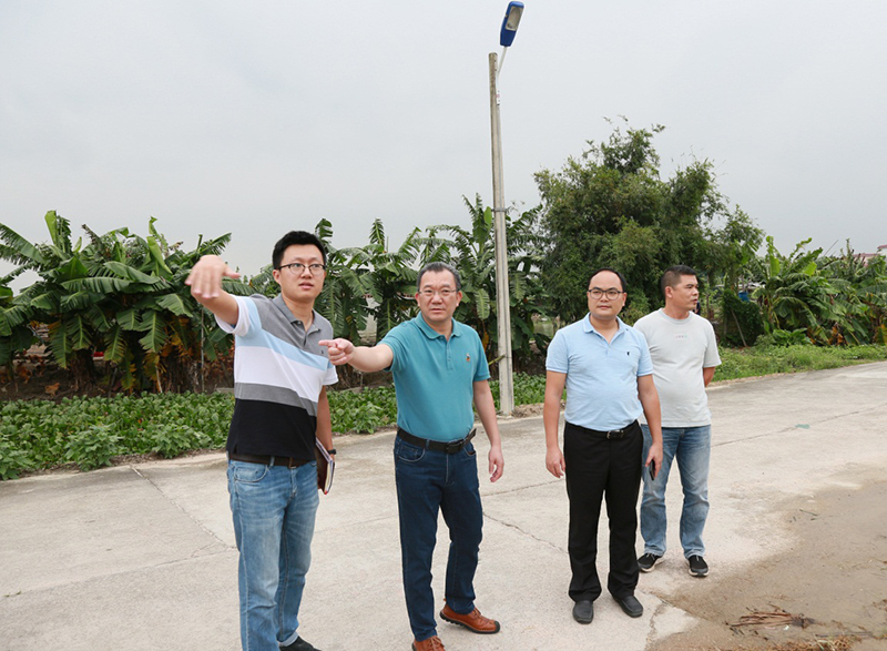 211017深入基层调研,助力乡村振兴 (2).jpg