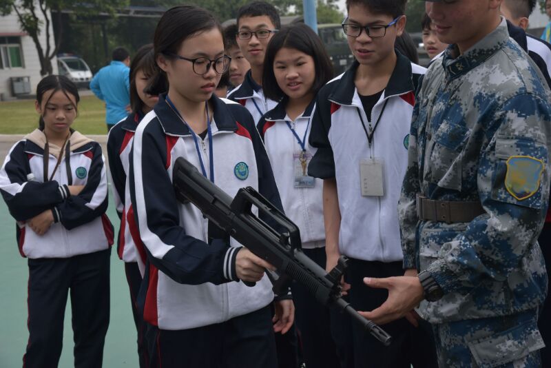 3体验轻武器.jpg