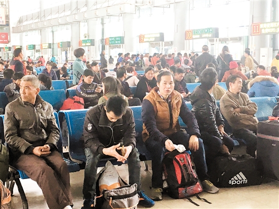 江门汽车总站客流量同比增约两成-政务要闻-江