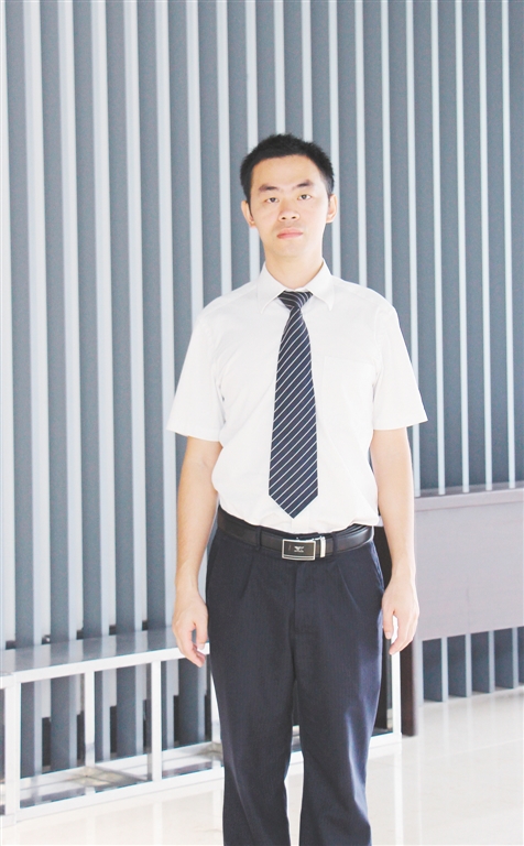 鹤山农信社李星艺 鹤山农信社李星艺