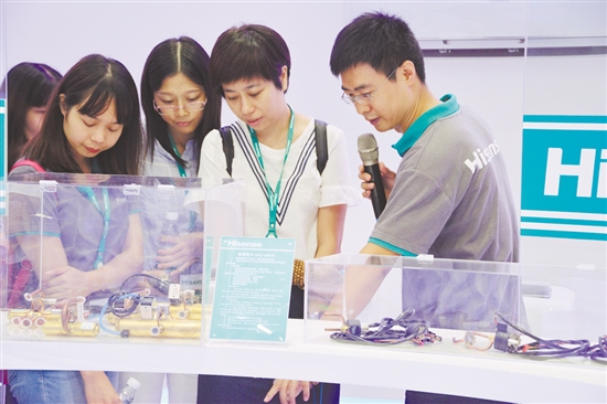 干一行爱一行精一行!弘扬劳模精神争做时代楷模