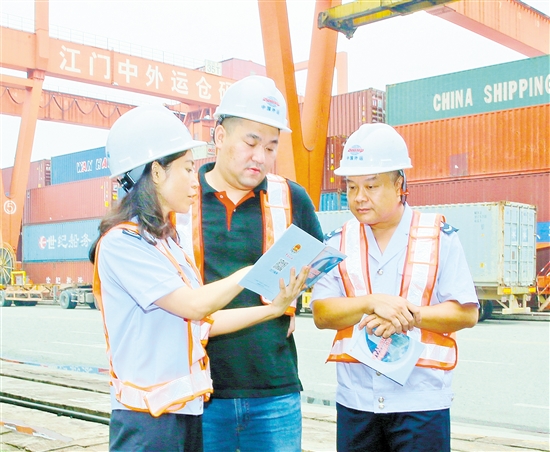 市税务局多措并举推动个税改革落地