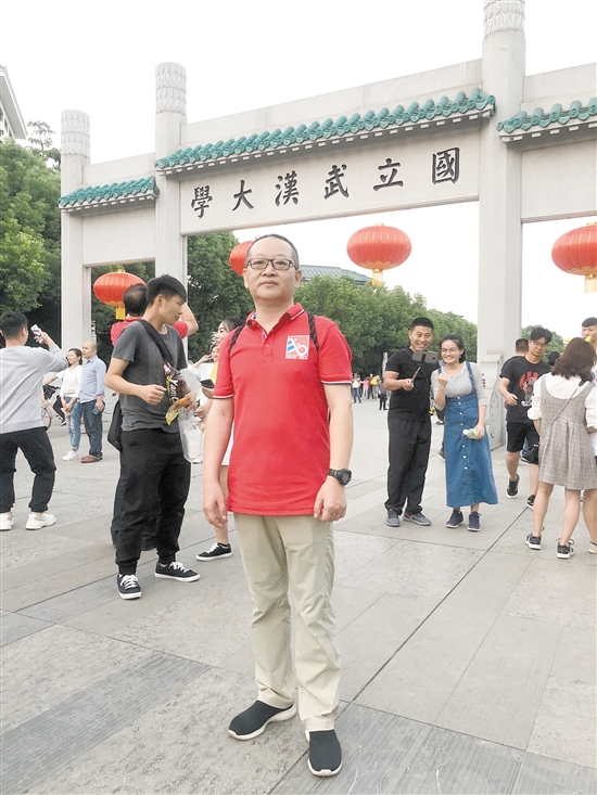 江门日报收入_[科恒股份]把创新“武装到牙齿”——江门日报专访科恒股份董事长万...