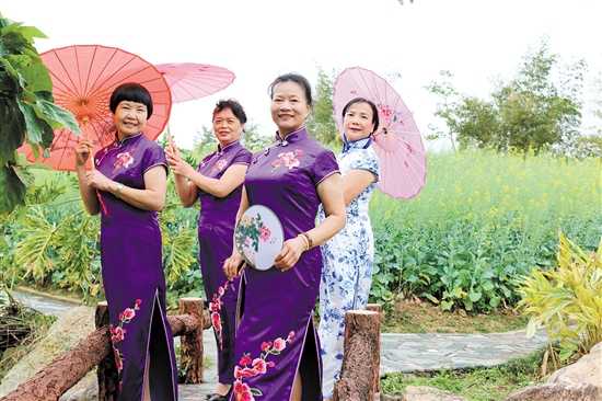一年一度的旗袍节名气越来越大，吸引了众多外地游客、摄影爱好者慕名而来。