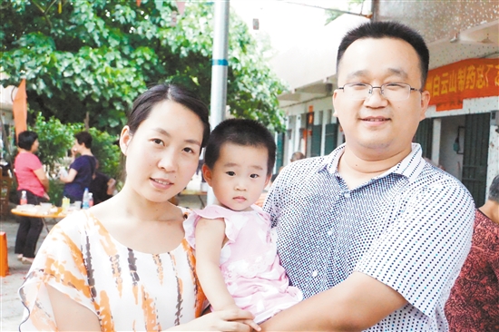 “全国文明家庭”董淑猛与徐娜夫妇