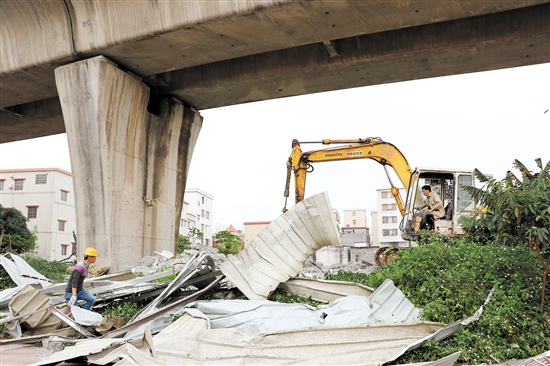 高新区(江海区)专项整治城轨沿线乱搭乱建