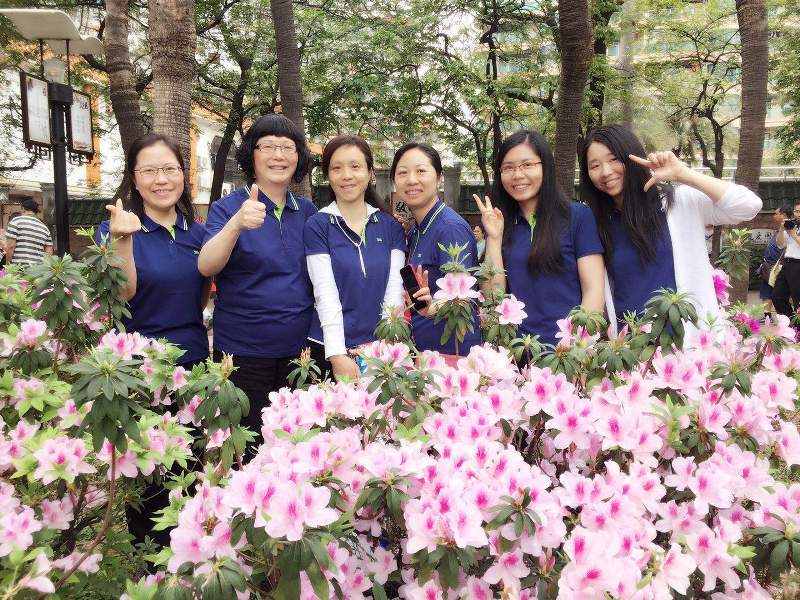 市编办妇女干部参加巾帼心向党,建功新时代庆